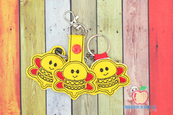 Cartoon Bee Flying ITH Keyfob Design